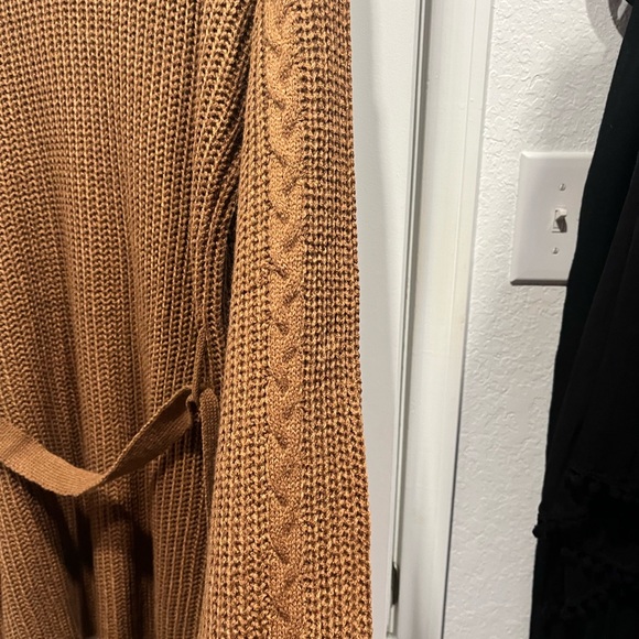 SHEIN Fringe Trim Drop Shoulder Belted Cardigan Size M - Picture 8 of 8